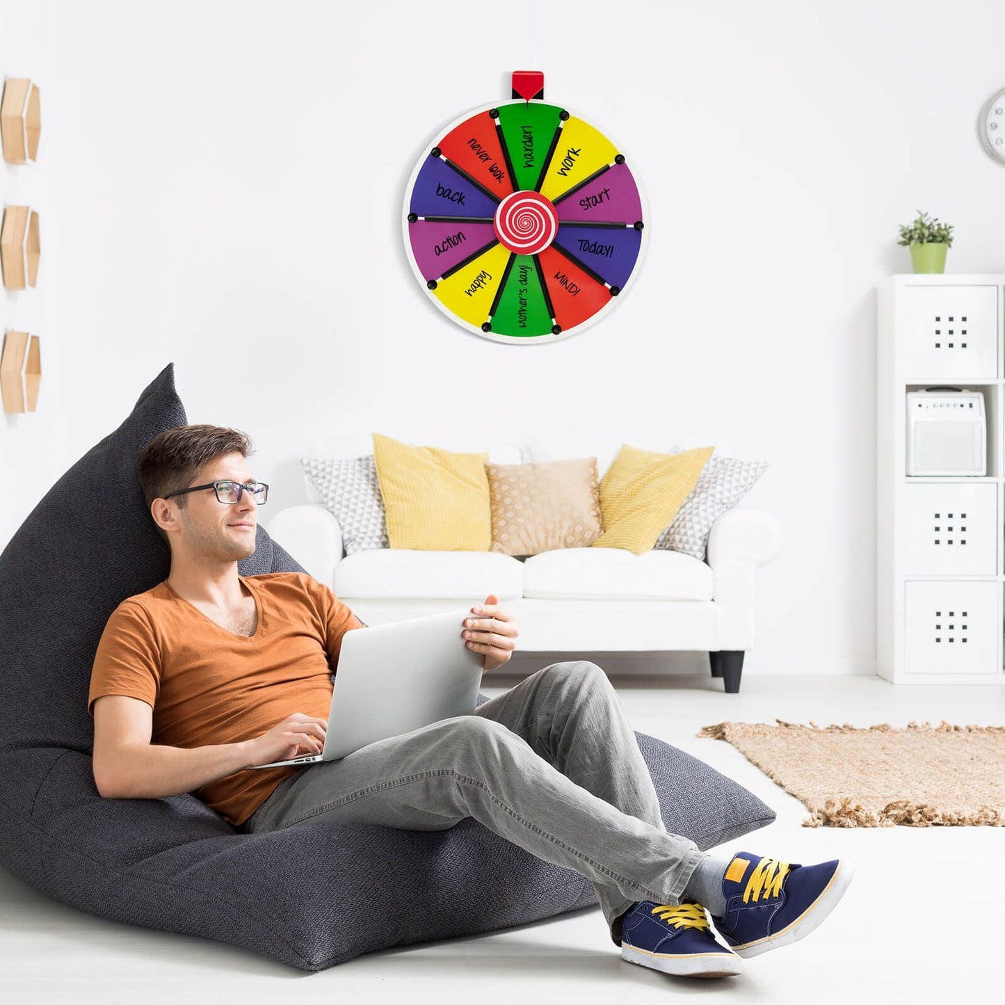 38 Cm Spinning Wheel Wall Mounted with Fixing Suction Cups