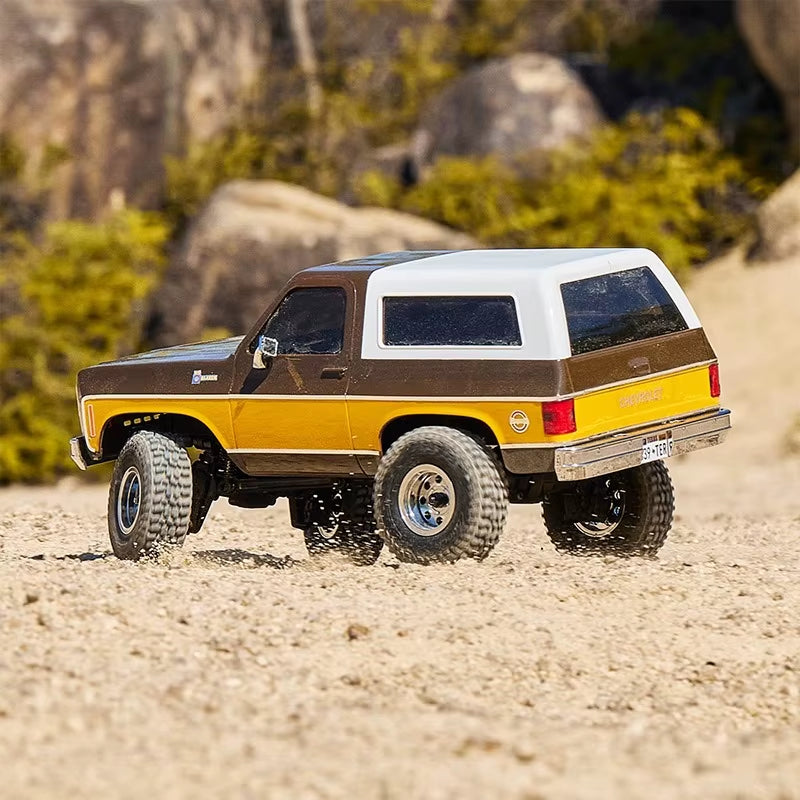 Fms 1:24 K5 Blazer Retro Simulation Pickup Truck Model Rc Climbing Car Model Toy