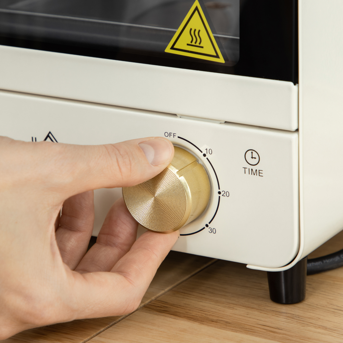 Retro Convection Mini Oven: Stylish Cream Toaster with Baking Tray