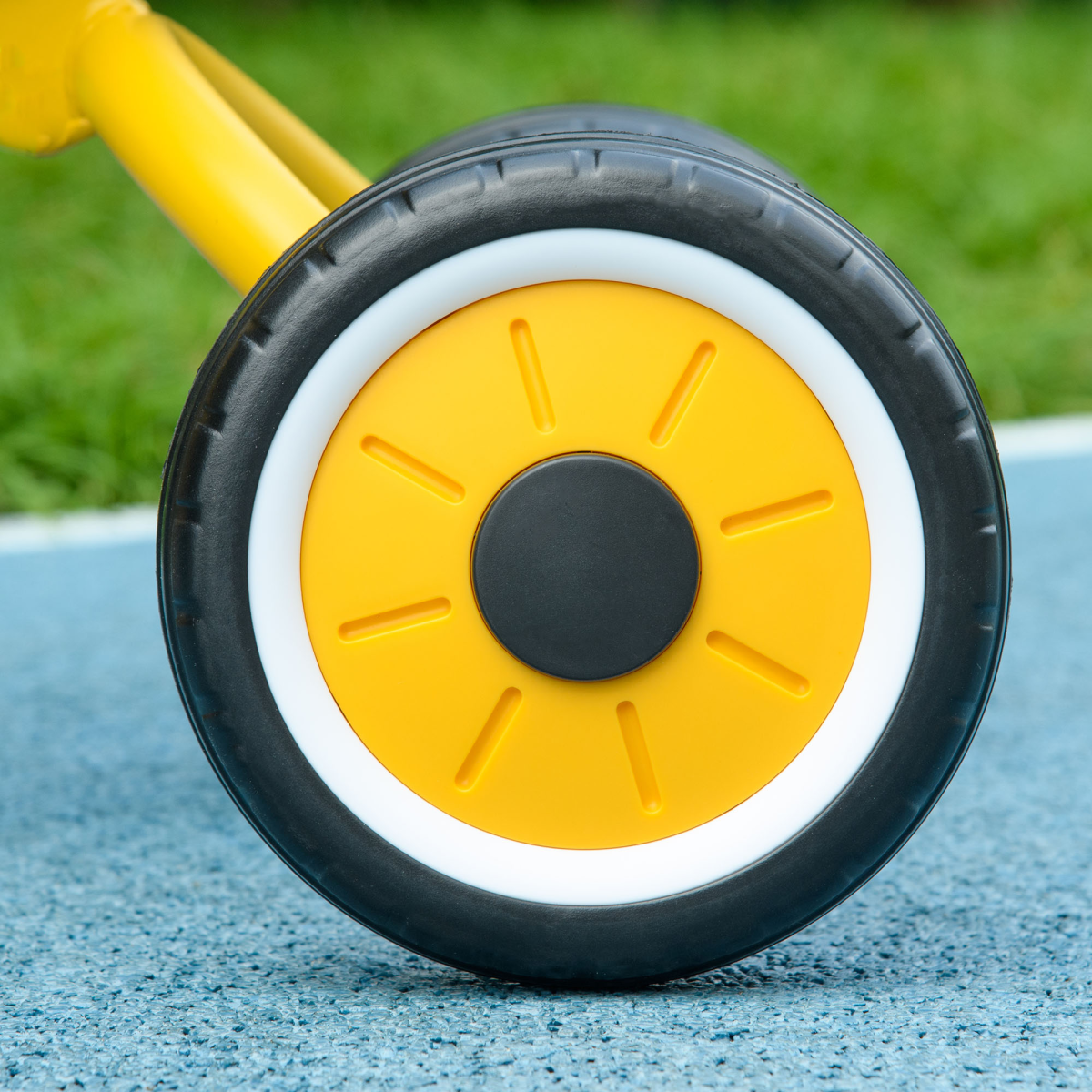 AIYAPLAY Adjustable Kids Tricycle for Ages 2-5, Yellow