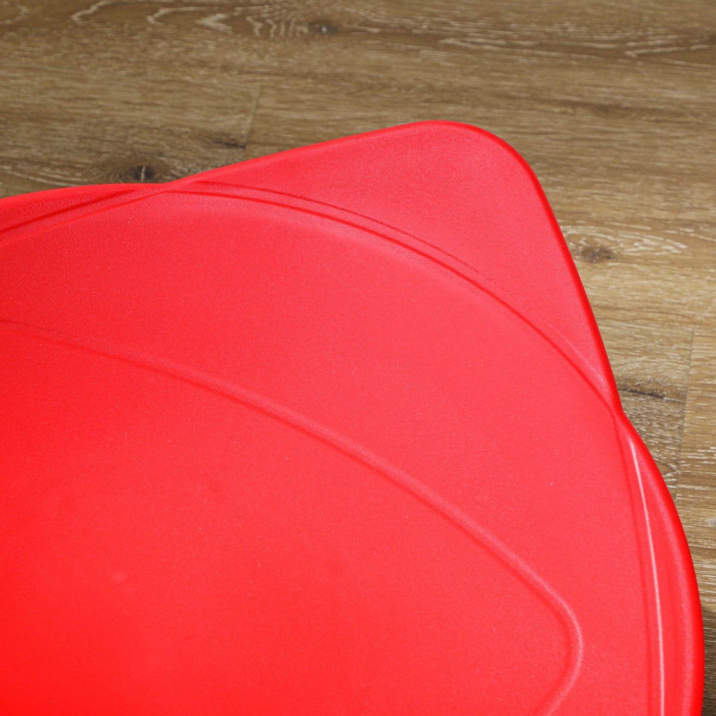 AIYAPLAY Spinning Sensory Chair for Autism - Red
