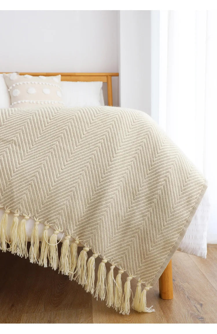 Traditional Luxury Geometric Knitted Blanket Throw With Tassels - Green, Beige & Yellow