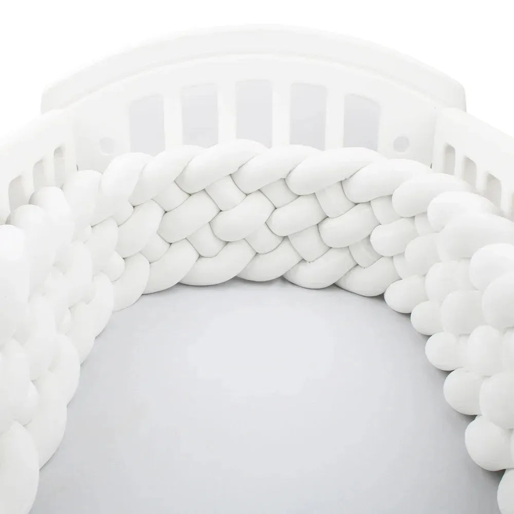 Wide Baby Knot Bed Bumper & Nest - White & Light Grey