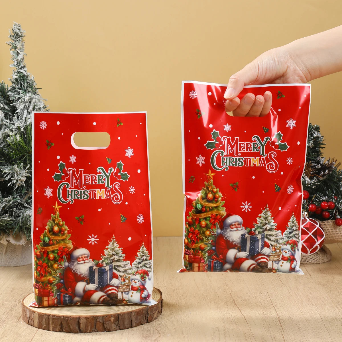 Christmas Candy Gift Bags – 10/25/50pcs Merry Christmas Packaging Bags for Holiday Treats & Gifts 2025–2026