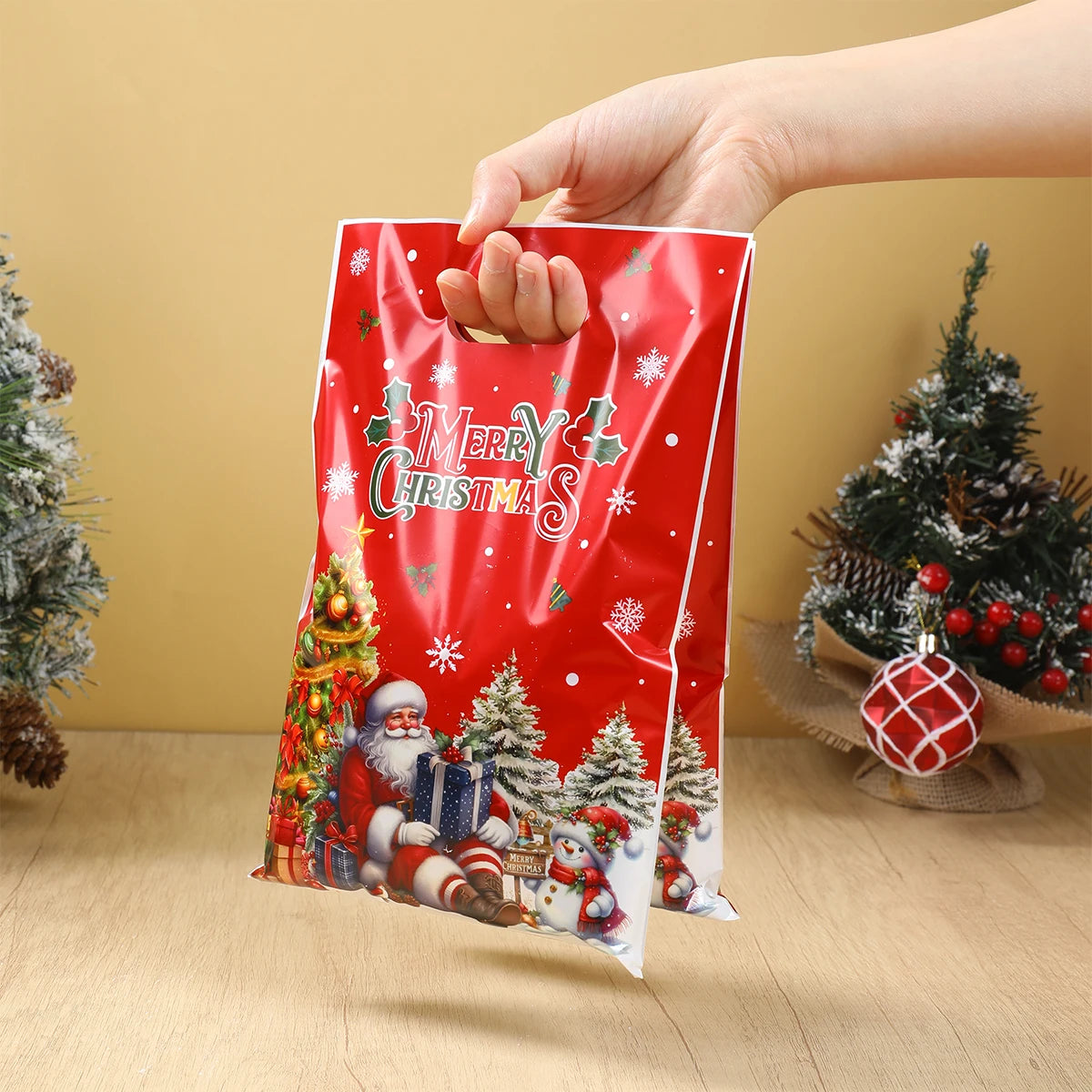 Christmas Candy Gift Bags – 10/25/50pcs Merry Christmas Packaging Bags for Holiday Treats & Gifts 2025–2026