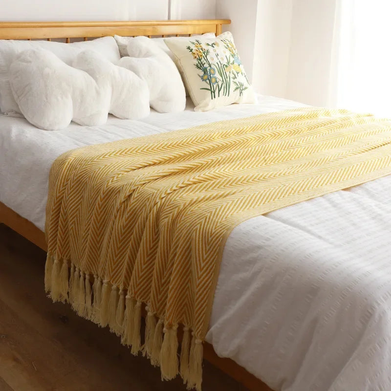 Traditional Luxury Geometric Knitted Blanket Throw With Tassels - Green, Beige & Yellow
