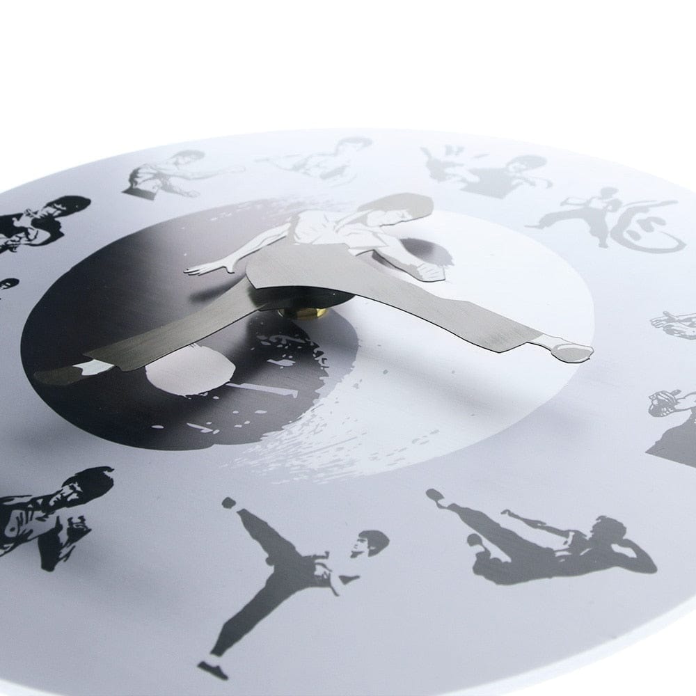 Yin Yang Bruce Lee Kung Fu Wall Clock
