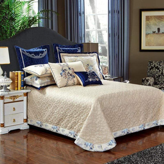 Oriental Jacquard Luxury Bedding Set (Long-staple Sateen Cotton)