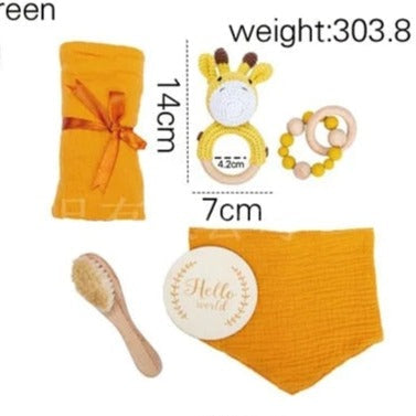 Animal New Born Baby Gift Set (0–6mths) in Yellow Giraffe - 6 Piece Set