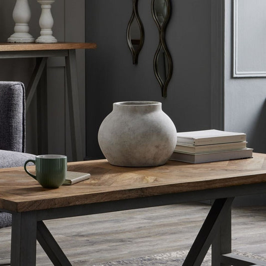 Darcy Timeless & Characterful Texture Stone Planter