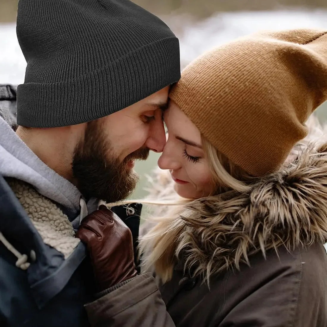 Unisex Satin-Lined Beanie Hat – Anti-Static Silk Lining Warm Knit Skull Cap for Winter & Hair Protection