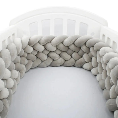 Wide Baby Knot Bed Bumper & Nest - White & Light Grey