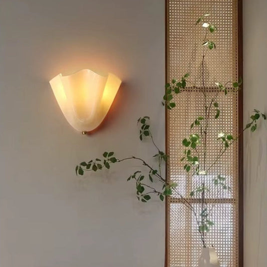 Modern Shell-Shaped Wall Sconce - 4 Colours