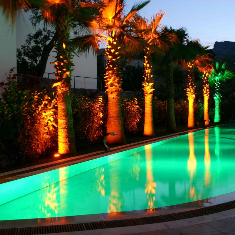 RGB LED Pool Light – Waterproof & Color Changing